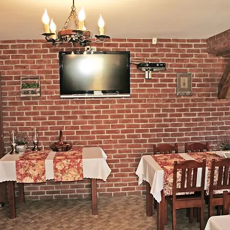 ホームステイ Ostoja